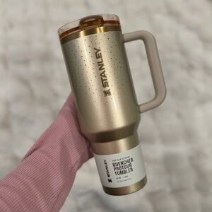 SOLD OUT HOLIDAY Protour Flip Straw Tumbler 40 oz, GOLD PROSECCO SHIMMER